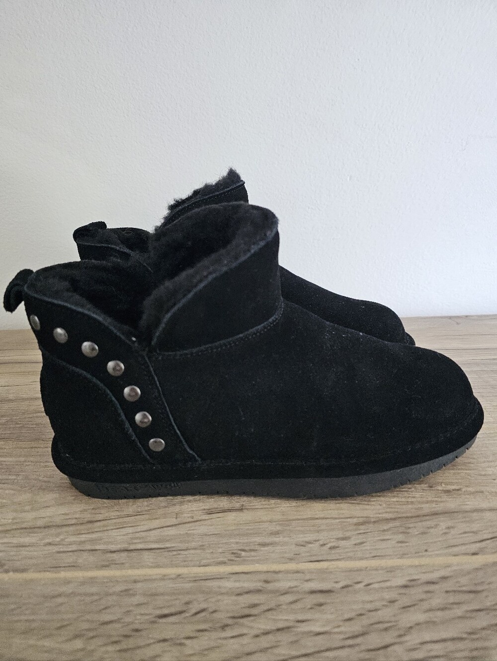BearPaw Womens Ankle Boots Size 6
